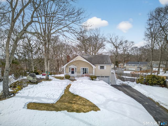 99 Pamela Avenue, Groton, CT 06340