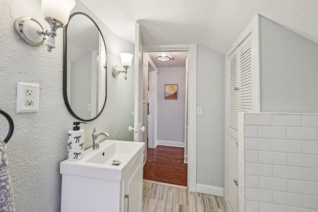 5500 37th Avenue S, Minneapolis, MN 55417