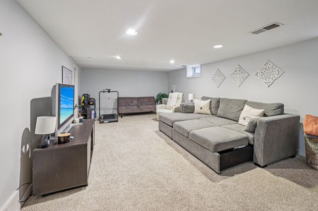 5500 37th Avenue S, Minneapolis, MN 55417