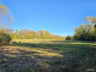 3966 College Road, Farmington, MO 63640