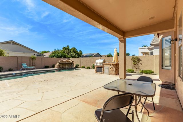 8039 W CLARA Lane, Peoria, AZ 85382