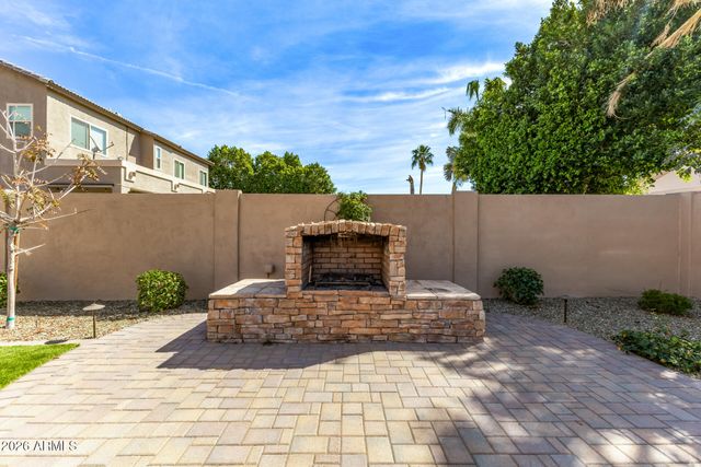 8039 W CLARA Lane, Peoria, AZ 85382