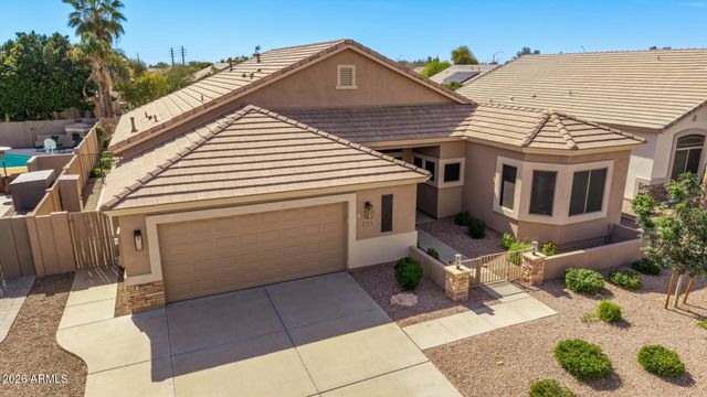 8039 W CLARA Lane, Peoria, AZ 85382