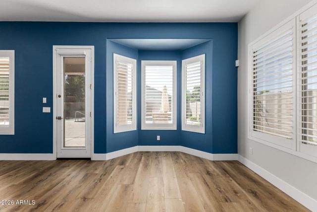 8039 W CLARA Lane, Peoria, AZ 85382