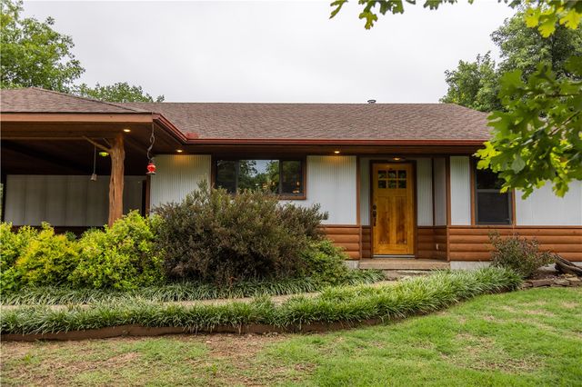 640 S Forty Road, West Fork, AR 72774
