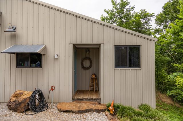 640 S Forty Road, West Fork, AR 72774
