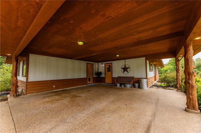 640 S Forty Road, West Fork, AR 72774