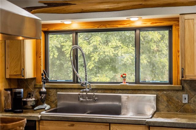 640 S Forty Road, West Fork, AR 72774