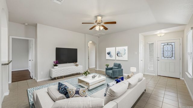 2530 Diamondback Trl, New Braunfels, TX 78130