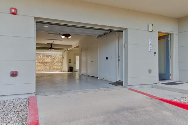 604 N Bluff DR 247, Austin, TX 78745