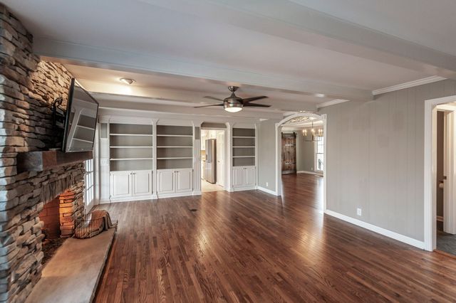 109 High Point Anchorage, Hendersonville, TN 37075