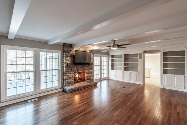 109 High Point Anchorage, Hendersonville, TN 37075