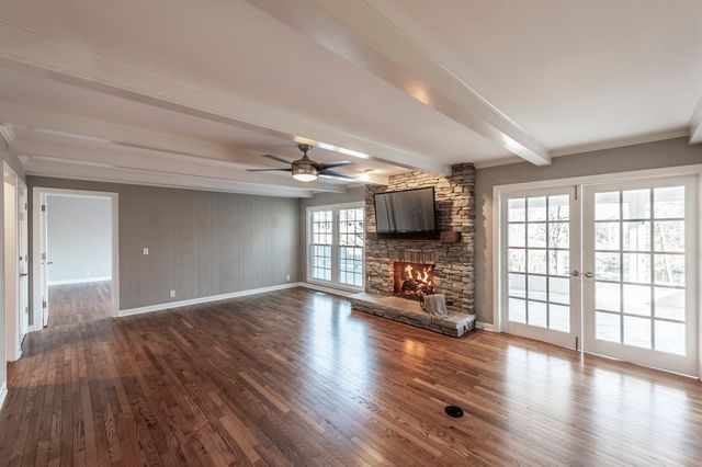 109 High Point Anchorage, Hendersonville, TN 37075