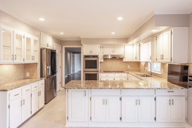 109 High Point Anchorage, Hendersonville, TN 37075