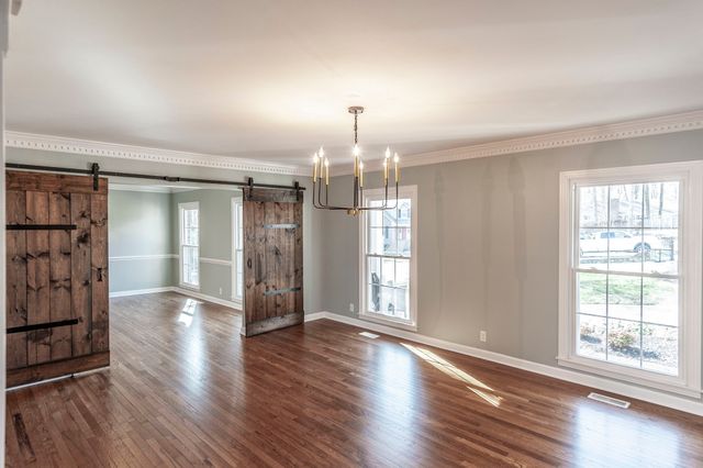 109 High Point Anchorage, Hendersonville, TN 37075