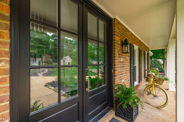 109 High Point Anchorage, Hendersonville, TN 37075