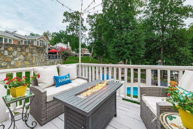 109 High Point Anchorage, Hendersonville, TN 37075