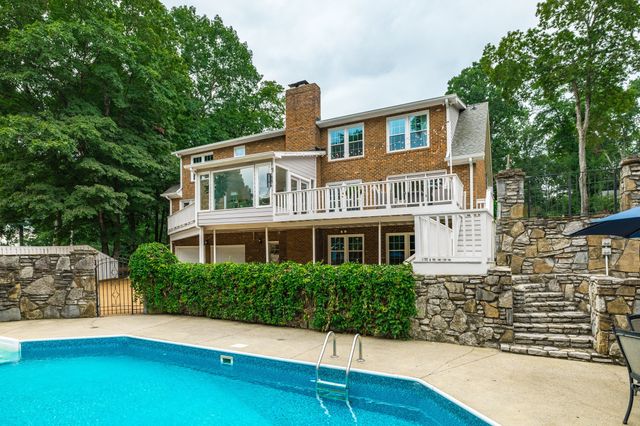 109 High Point Anchorage, Hendersonville, TN 37075