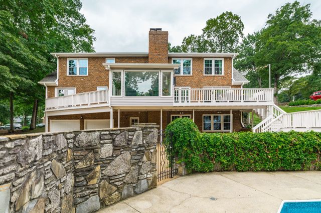 109 High Point Anchorage, Hendersonville, TN 37075