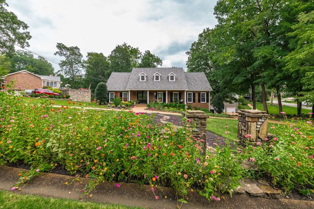 109 High Point Anchorage, Hendersonville, TN 37075