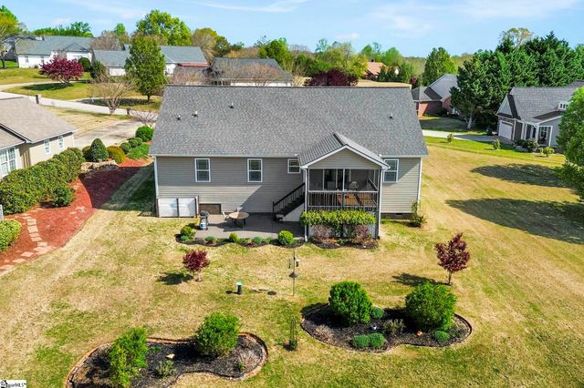 120 Royal Troon, Campobello, SC 29322