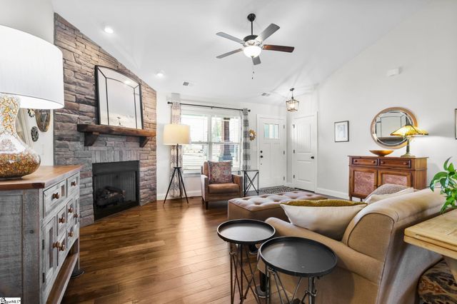 120 Royal Troon, Campobello, SC 29322