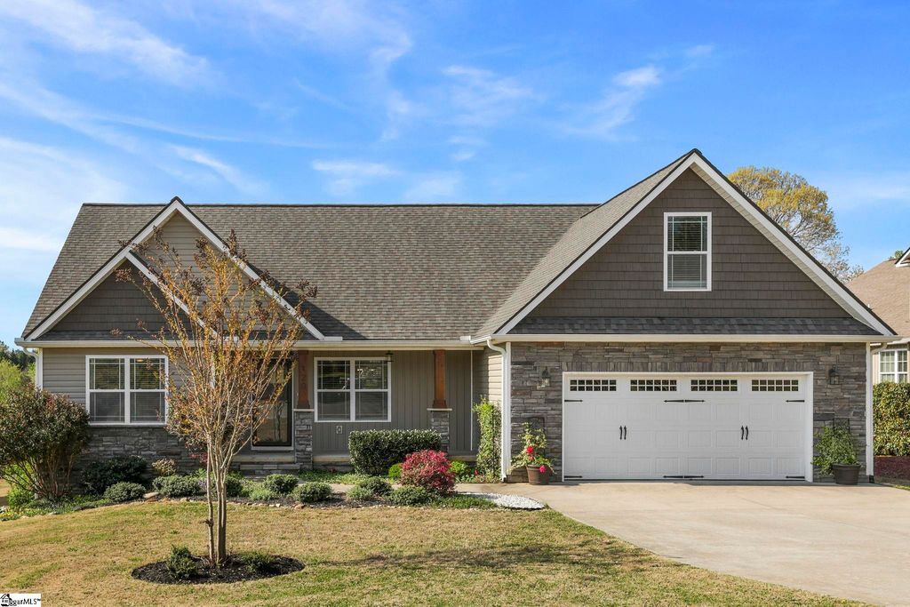 120 Royal Troon, Campobello, SC 29322