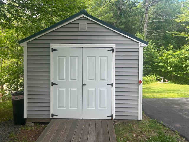 1184 NH Route 11, Farmington, NH 03835