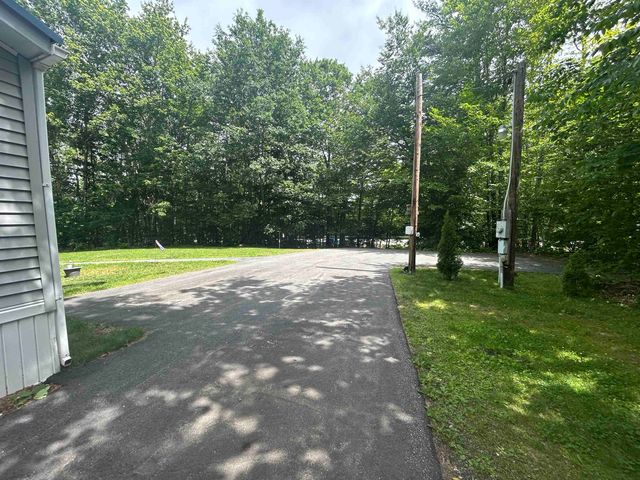 1184 NH Route 11, Farmington, NH 03835