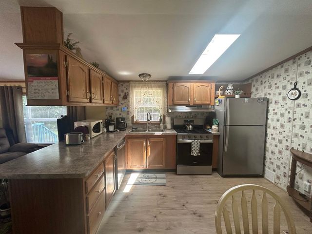 1184 NH Route 11, Farmington, NH 03835