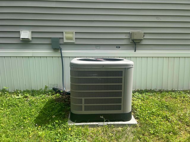 1184 NH Route 11, Farmington, NH 03835