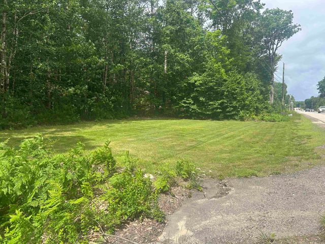 1184 NH Route 11, Farmington, NH 03835