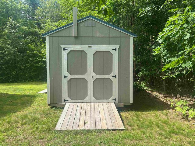 1184 NH Route 11, Farmington, NH 03835