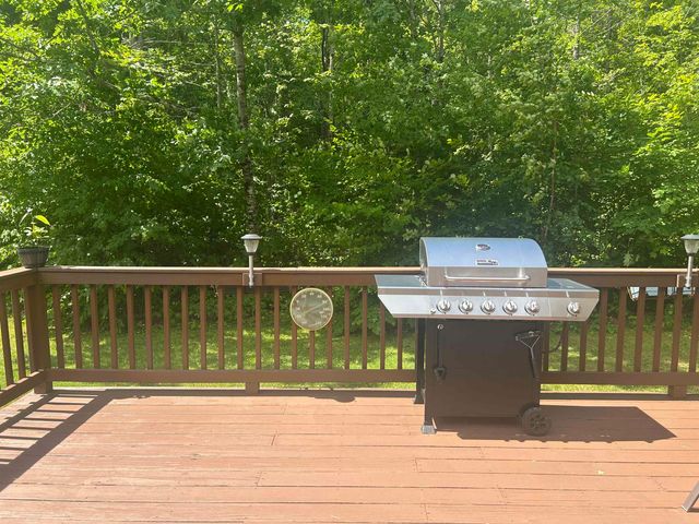 1184 NH Route 11, Farmington, NH 03835