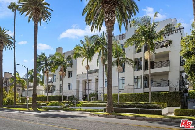 447 N Doheny Drive 305, Beverly Hills, CA 90210