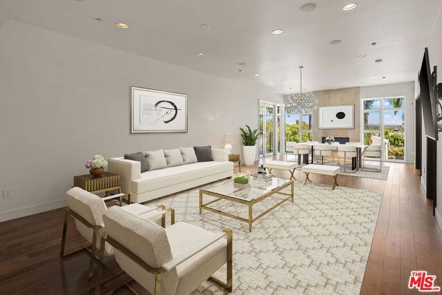 447 N Doheny Drive 305, Beverly Hills, CA 90210