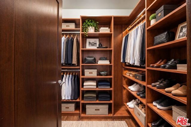 447 N Doheny Drive 305, Beverly Hills, CA 90210