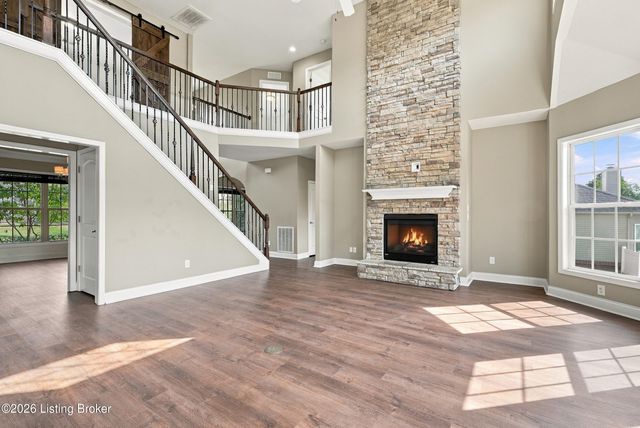 18103 Brightleaf Pl, Fisherville, KY 40023