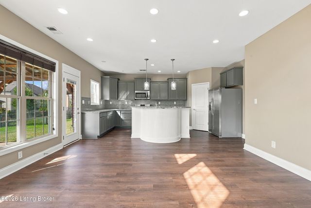 18103 Brightleaf Pl, Fisherville, KY 40023