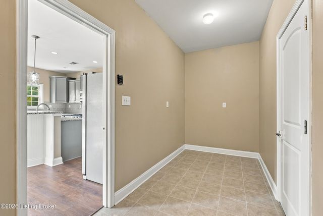 18103 Brightleaf Pl, Fisherville, KY 40023