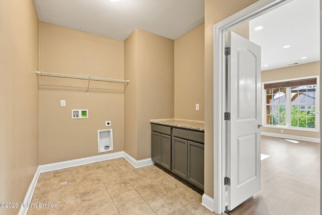 18103 Brightleaf Pl, Fisherville, KY 40023