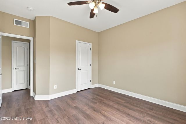 18103 Brightleaf Pl, Fisherville, KY 40023