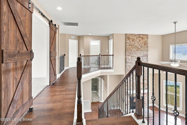 18103 Brightleaf Pl, Fisherville, KY 40023