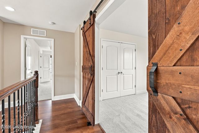 18103 Brightleaf Pl, Fisherville, KY 40023