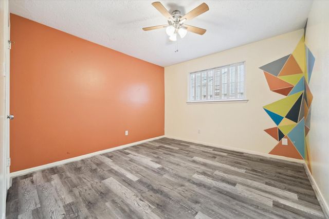 1306 S Kirkwood Road, Houston, TX 77077