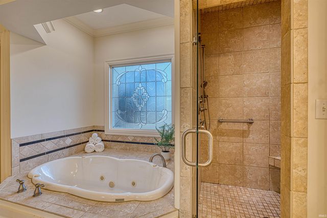 1811 Anderson Road, Newburgh, IN 47630