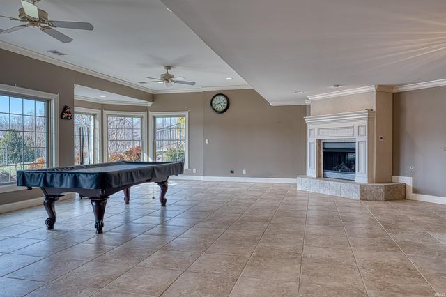 1811 Anderson Road, Newburgh, IN 47630