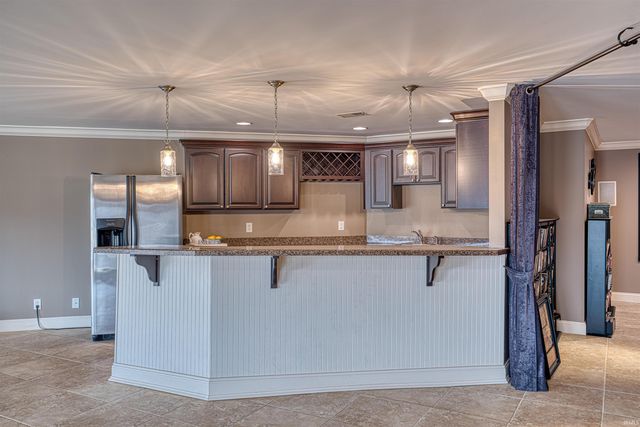 1811 Anderson Road, Newburgh, IN 47630