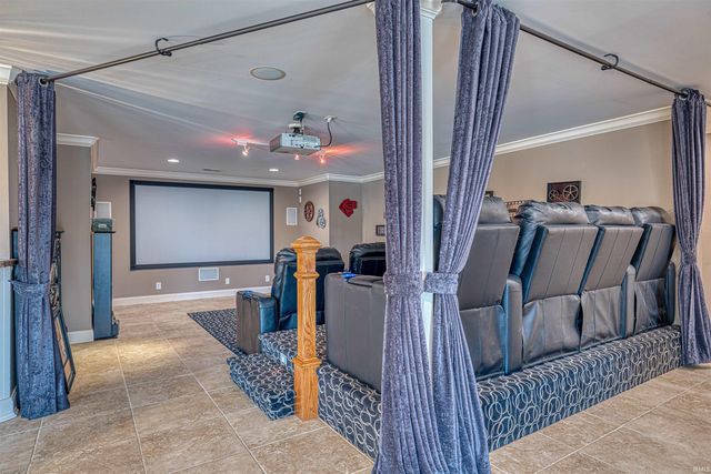 1811 Anderson Road, Newburgh, IN 47630