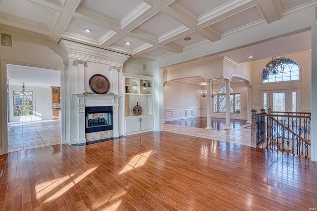 1811 Anderson Road, Newburgh, IN 47630